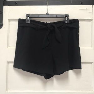 Cynthia Rowley Black Dressy Belted Shorts Size 10